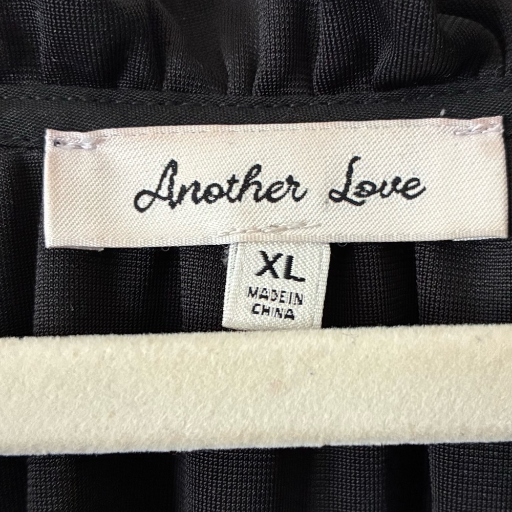 ANOTHER LOVE BLACK VELVET DRESS W/LACE TRIM, XL - Picture 4 of 4